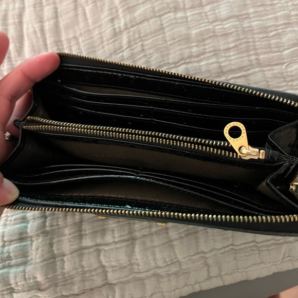 Marc by Marc Jacobs Wallet - Picture 4 of 6